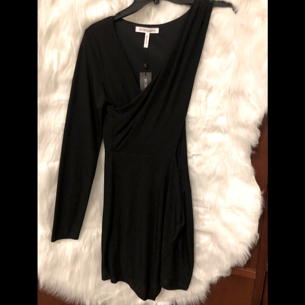NWT BCBG One-Sleeve Ribbed Crossover Dress, Size Medium